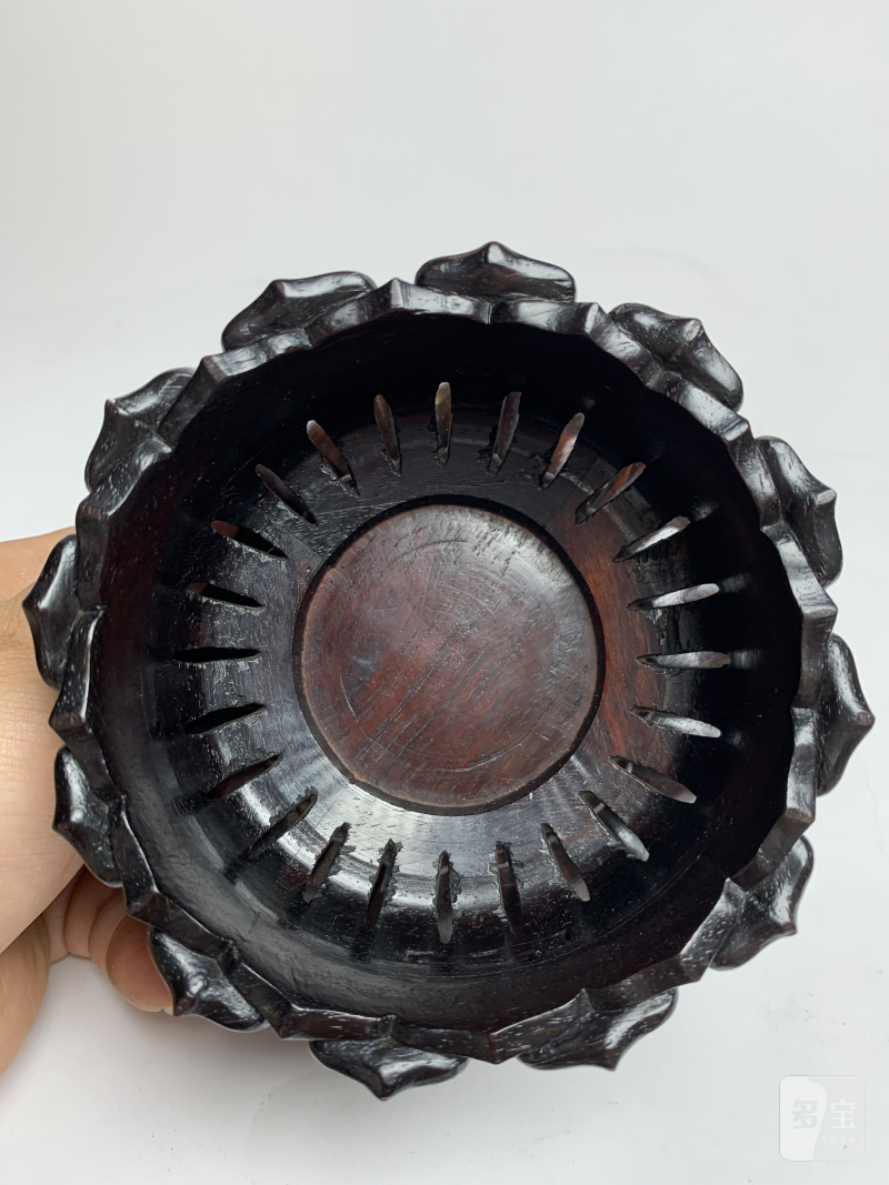 清乾隆 紫檀莲花式木座一对 - 图9